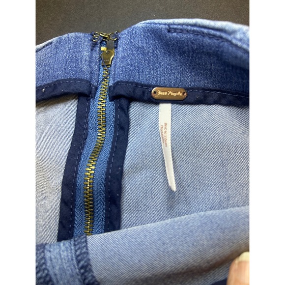 Free‎ People Modern Femme Two Tone Denim Mini Pencil Skirt Size 2 Blue - Picture 6 of 12